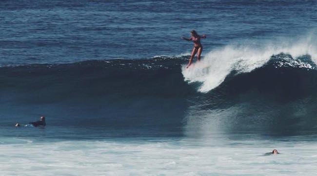 Rayane Amaral:  a longboarder dá 8 dicas pra quem pretende visitar a Costa Rica