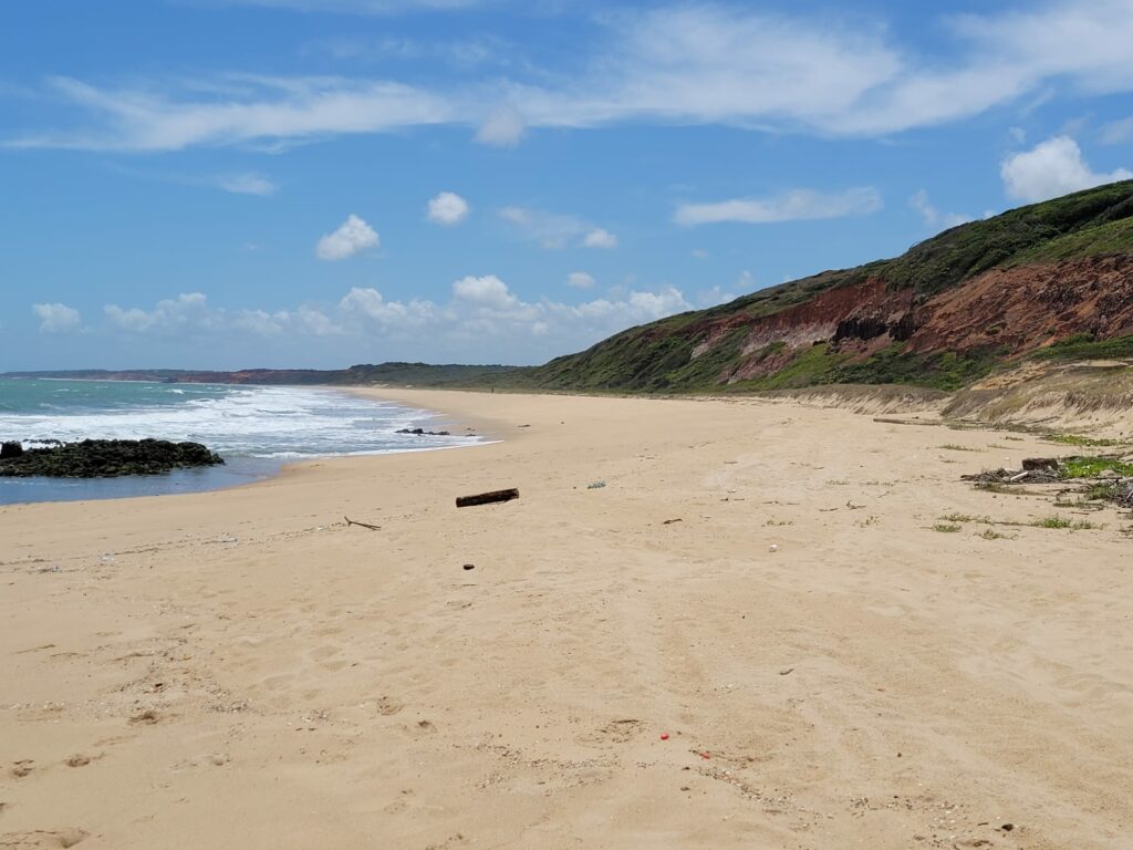 Praia das Cardosas, em Barra de Camaratuba